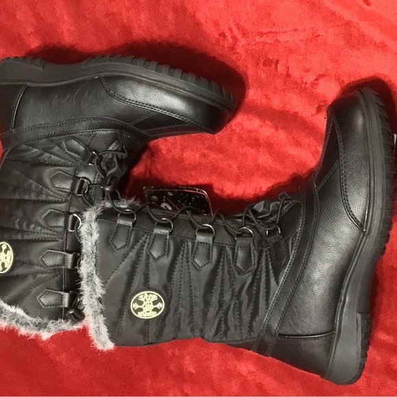 New Women’s Size 6M Faux Fur Lined Boots by Totes. - Picture 3 of 3